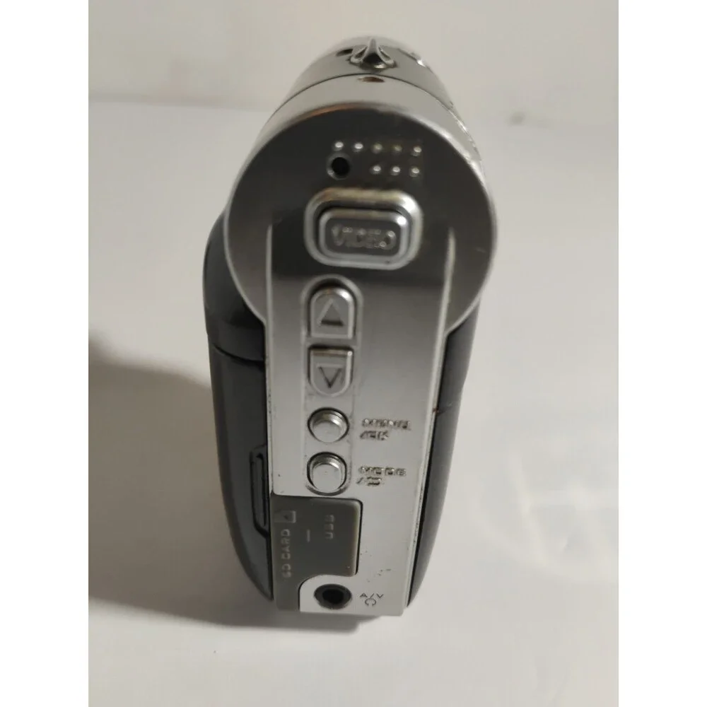 Aiptek DZO-V5T Digital Camcorder MP3 Music, 4X Smartzoom, 7.4MM Tested